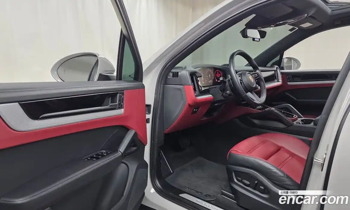 Porsche Cayenne 2024 3.0 Автомат в Москве № 197245, фото 14