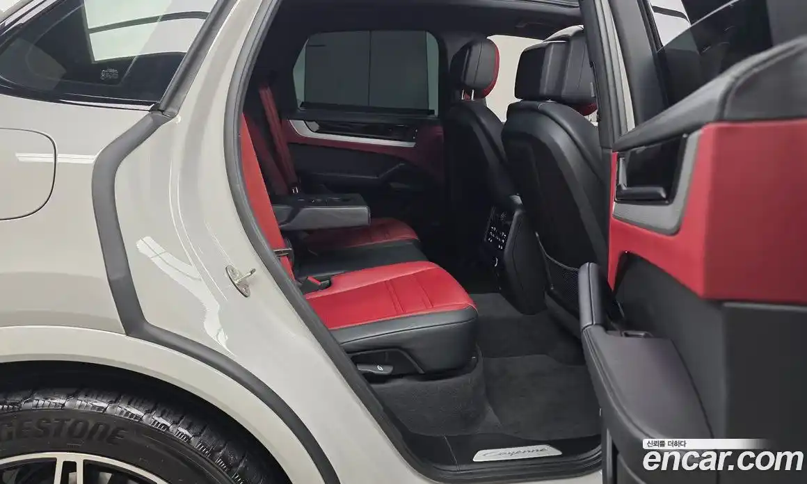 Porsche Cayenne 2024 3.0 Автомат в Москве № 197245, фото 5