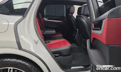 Porsche Cayenne 2024 3.0 Автомат в Москве № 197245, миниатюра 5