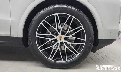 Porsche Cayenne 2024 3.0 Автомат в Москве № 197245, миниатюра 10