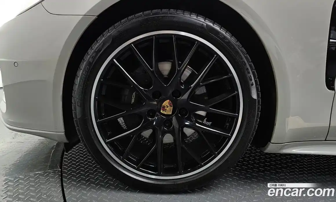 Porsche Panamera 2018 3.0 Автомат в Москве № 197339, фото 5