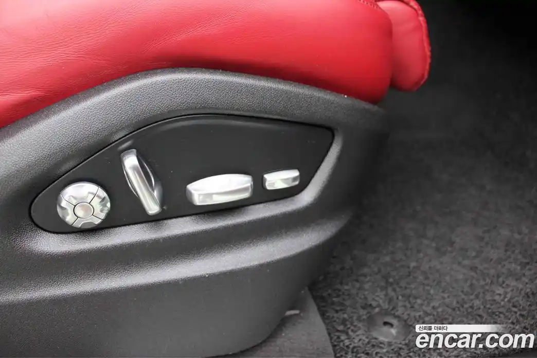 Porsche Cayenne 2021 3.0 Автомат в Москве № 197370, фото 16