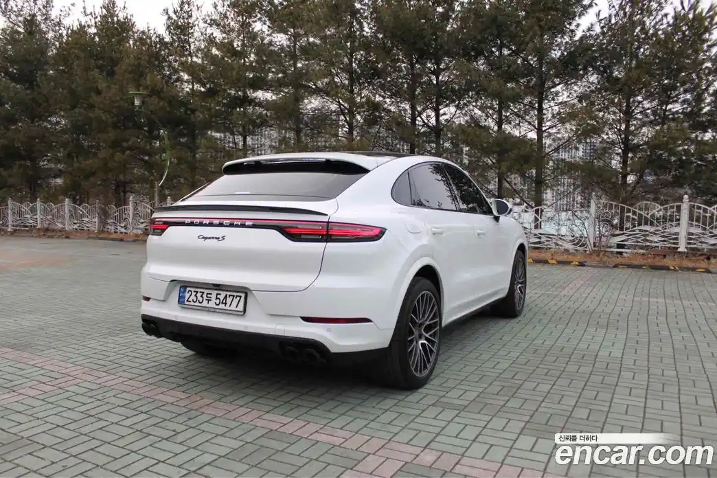 Porsche Cayenne 2021 3.0 Автомат в Москве № 197370, фото 6