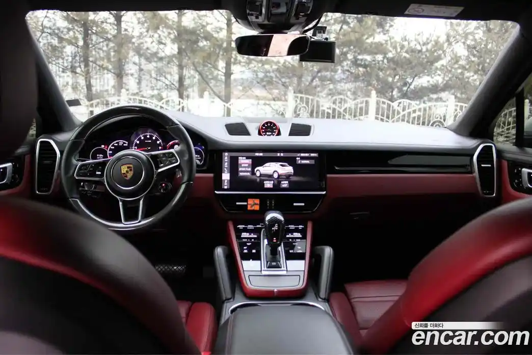 Porsche Cayenne 2021 3.0 Автомат в Москве № 197370, фото 9