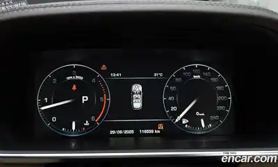 Land Rover Range-Rover 2016 4.4 Автомат в Москве № 198134, миниатюра 8