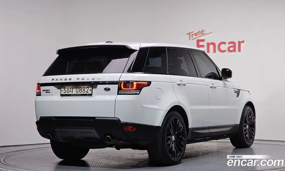 Land Rover Range-Rover Sport 2016 3.0 Автомат в Москве № 198212, фото 12