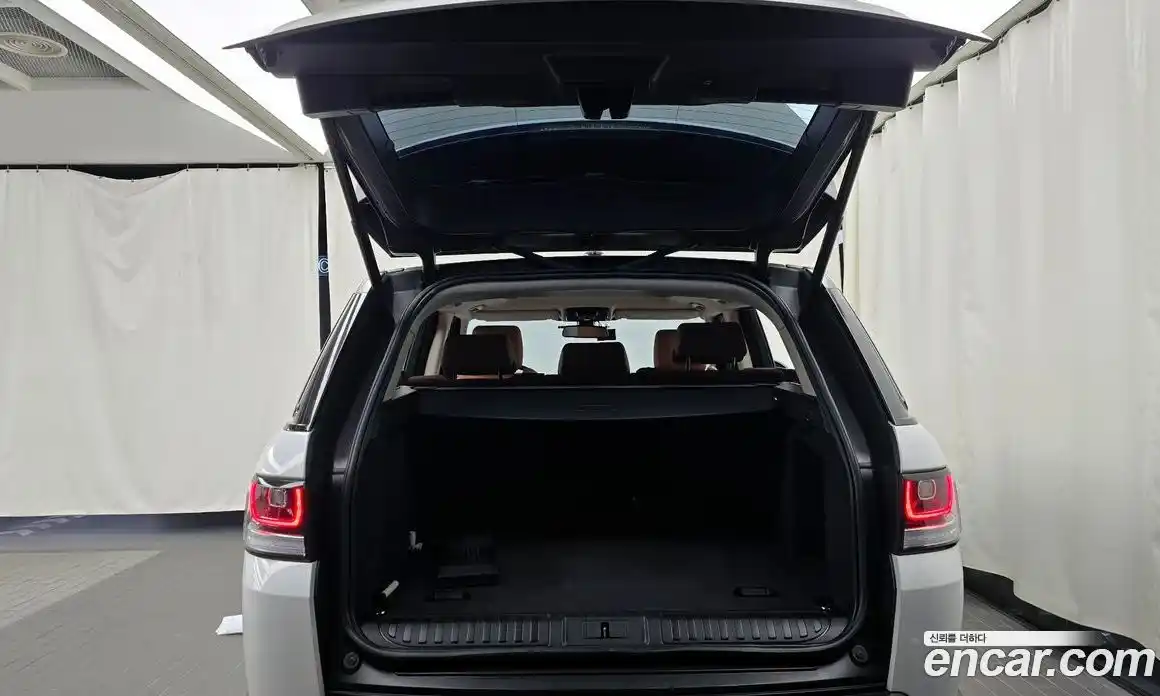 Land Rover Range-Rover Sport 2016 3.0 Автомат в Москве № 198212, фото 9