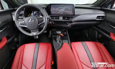 Lexus UX 2024 2.0 Автомат в Москве № 198737, миниатюра 2