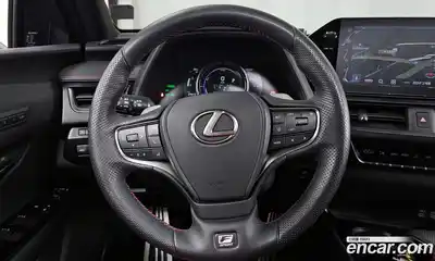 Lexus UX 2024 2.0 Автомат в Москве № 198737, миниатюра 5