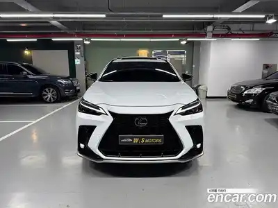 Lexus NX 2024 2.5 Автомат в Москве № 198803, миниатюра 2