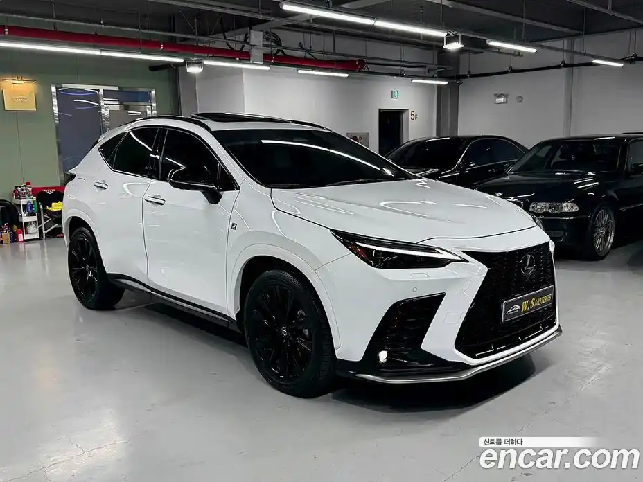Lexus NX 2024 2.5 Автомат в Москве № 198803, фото 3