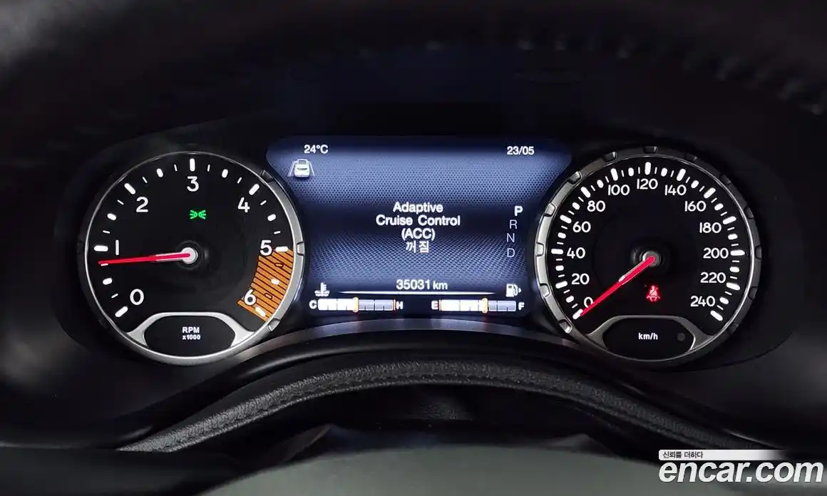 Jeep Renegade 2019 2.0 Автомат в Москве № 199498, фото 13