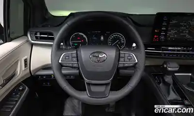 Toyota Sienna 2024 2.5 Автомат в Москве № 199556, миниатюра 7