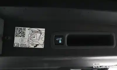 Toyota Sienna 2024 2.5 Автомат в Москве № 199556, миниатюра 8