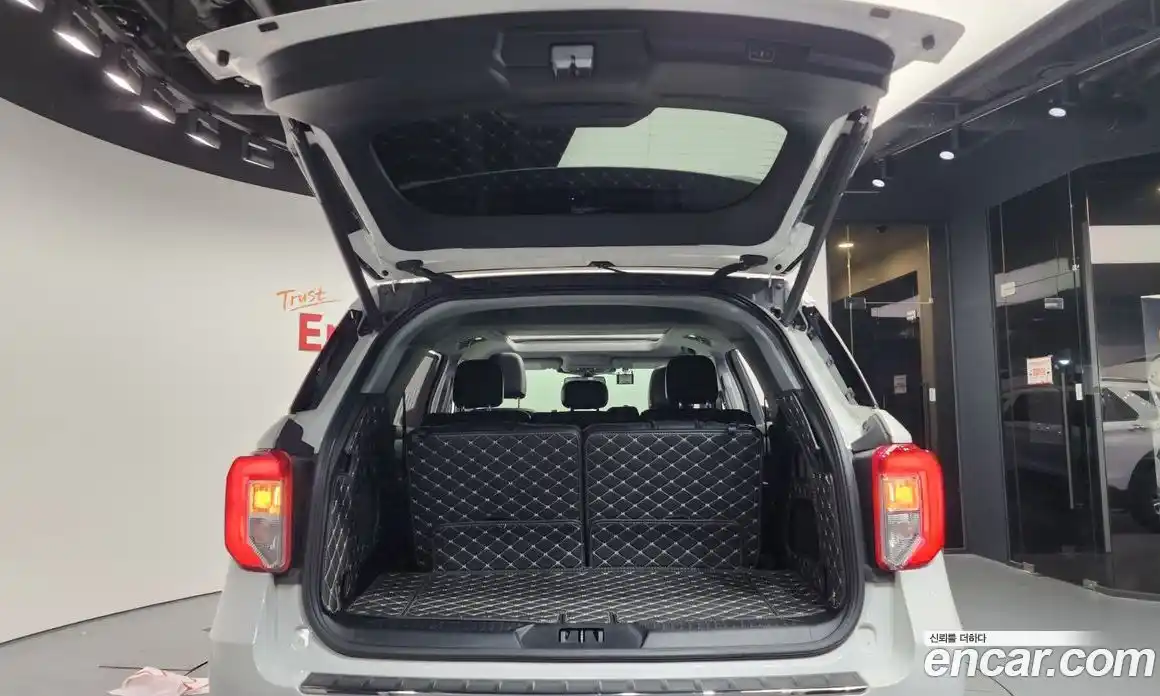 Ford Explorer 2021 2.3 Автомат в Москве № 199882, фото 18