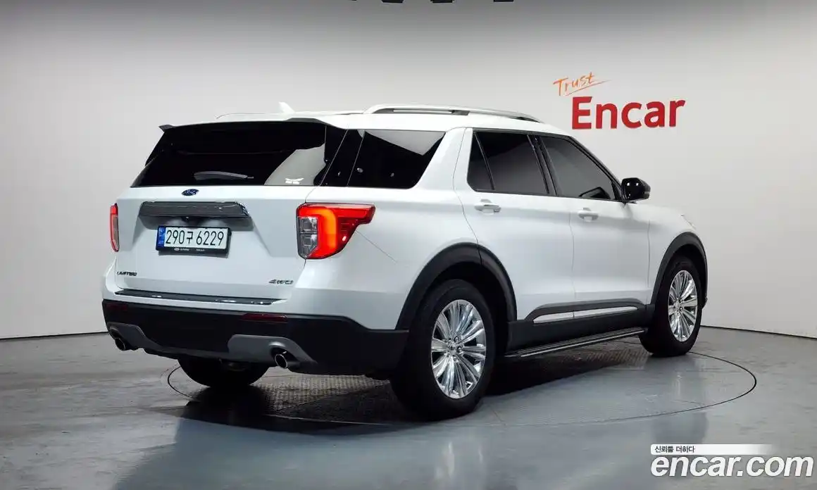 Ford Explorer 2021 2.3 Автомат в Москве № 199882, фото 6