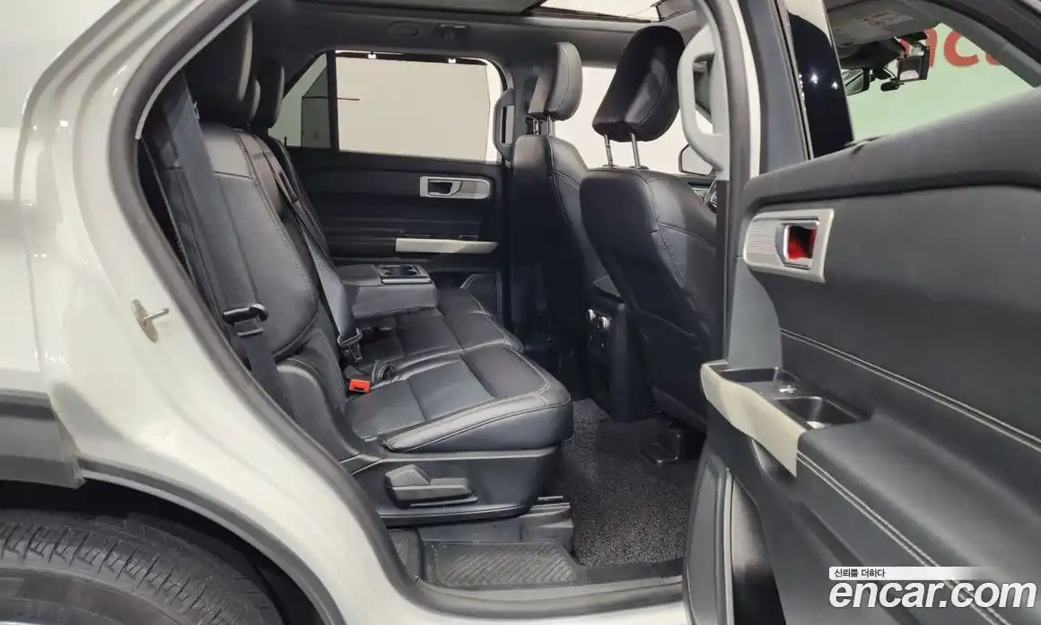 Ford Explorer 2021 2.3 Автомат в Москве № 199882, фото 7