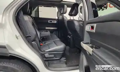 Ford Explorer 2021 2.3 Автомат в Москве № 199882, миниатюра 7