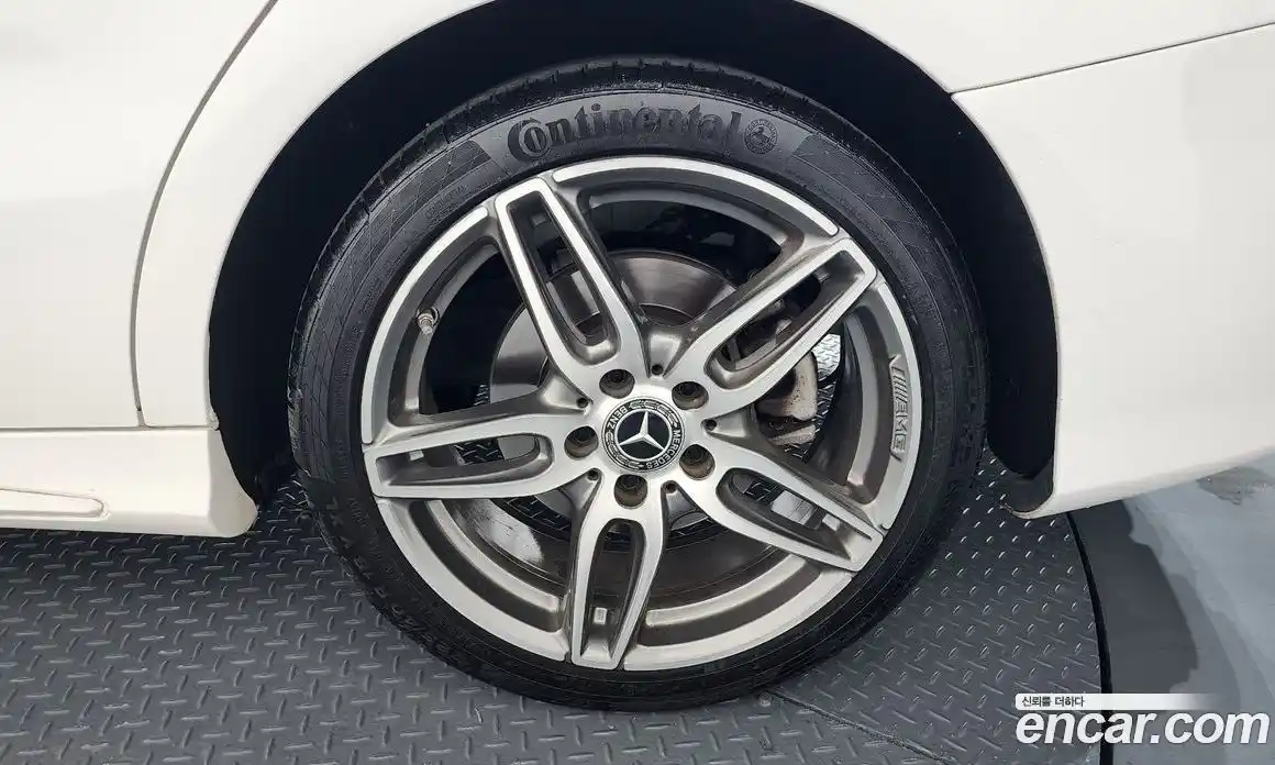 Mercedes-Benz CLA-Class 2019 2.0 Автомат в Москве № 205021, фото 18