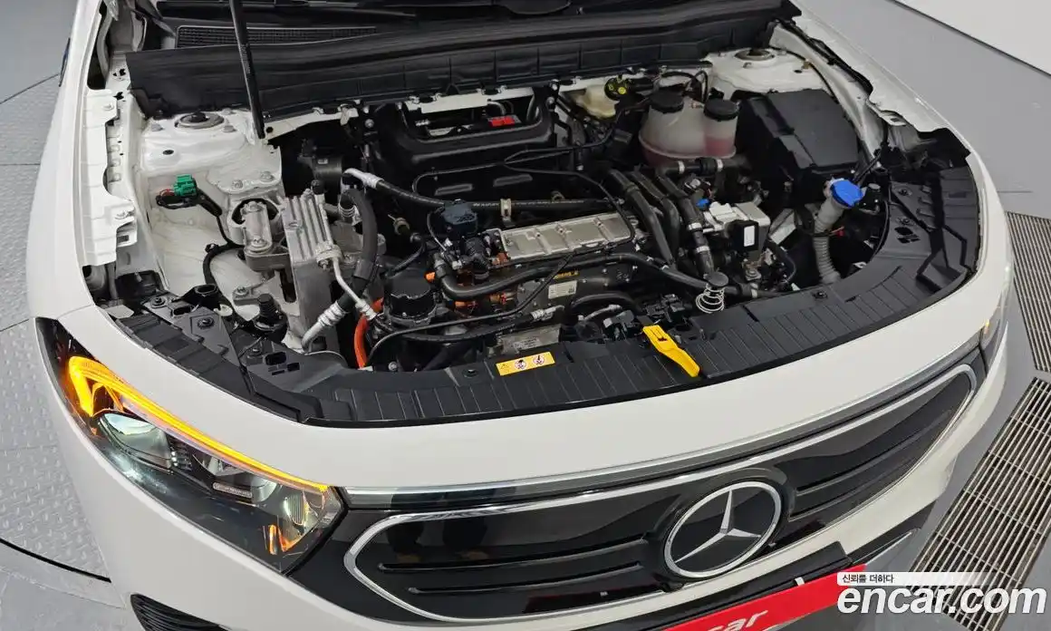 Mercedes-Benz EQB 2023 0.2 Автомат в Москве № 205746, фото 7