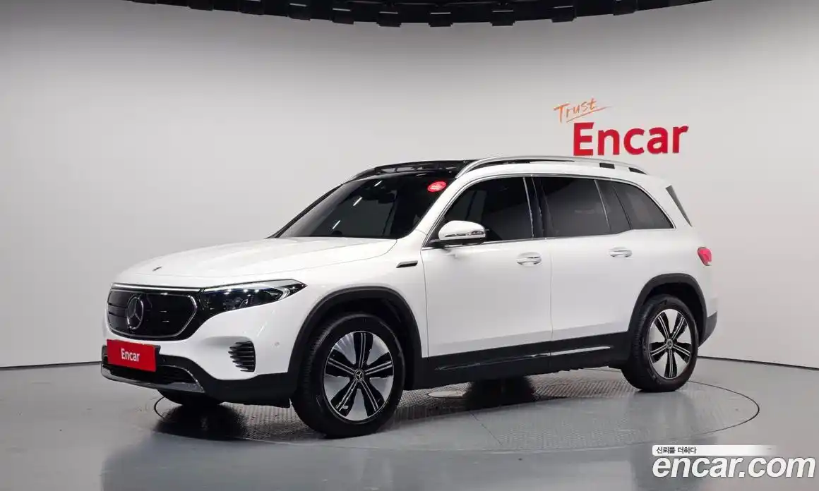 Mercedes-Benz EQB 2023 0.2 Автомат в Москве № 205746, фото 9