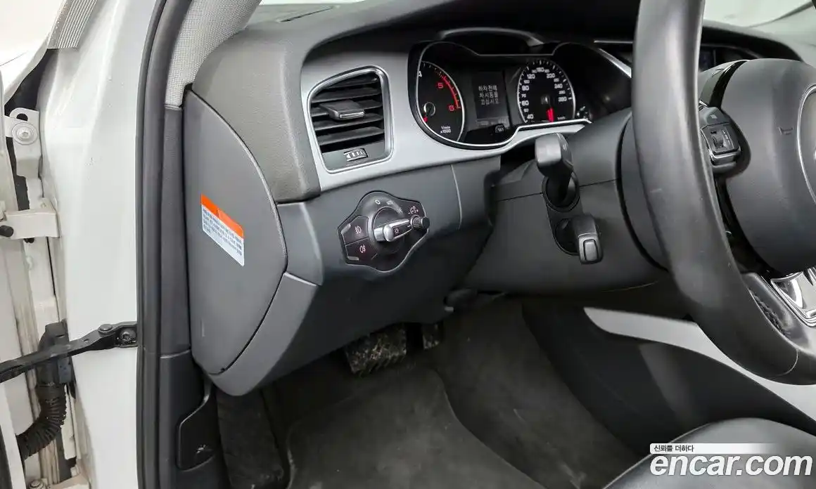 Audi A4 2015 2.0 Автомат в Москве № 211539, фото 13