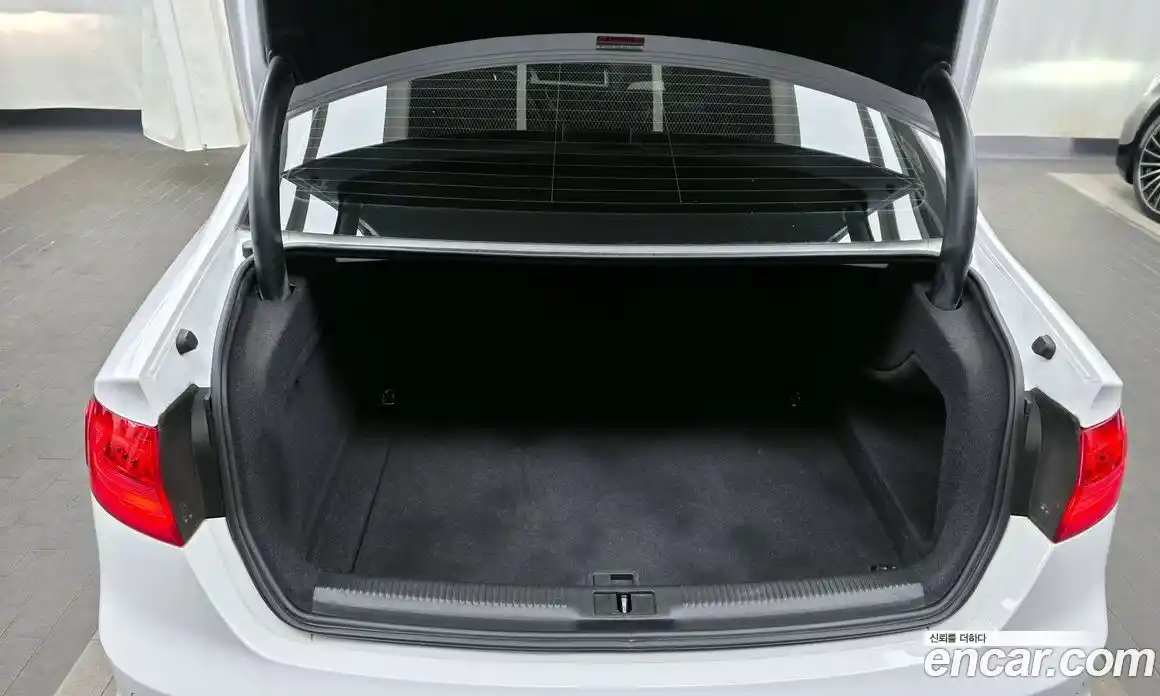 Audi A4 2015 2.0 Автомат в Москве № 211539, фото 20