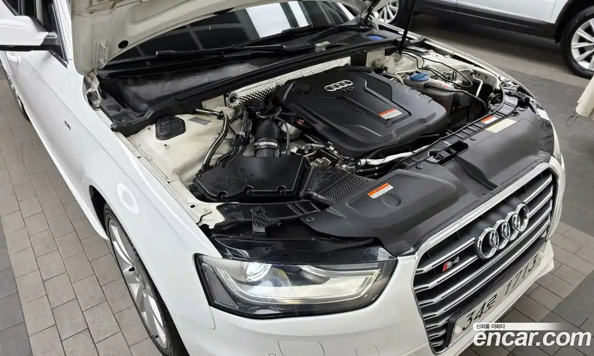 Audi A4 2015 2.0 Автомат в Москве № 211539, фото 2