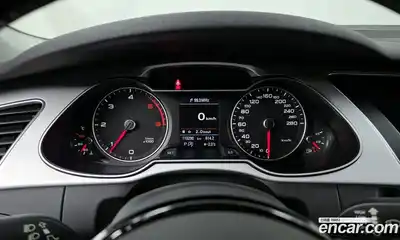 Audi A4 2015 2.0 Автомат в Москве № 211539, миниатюра 4