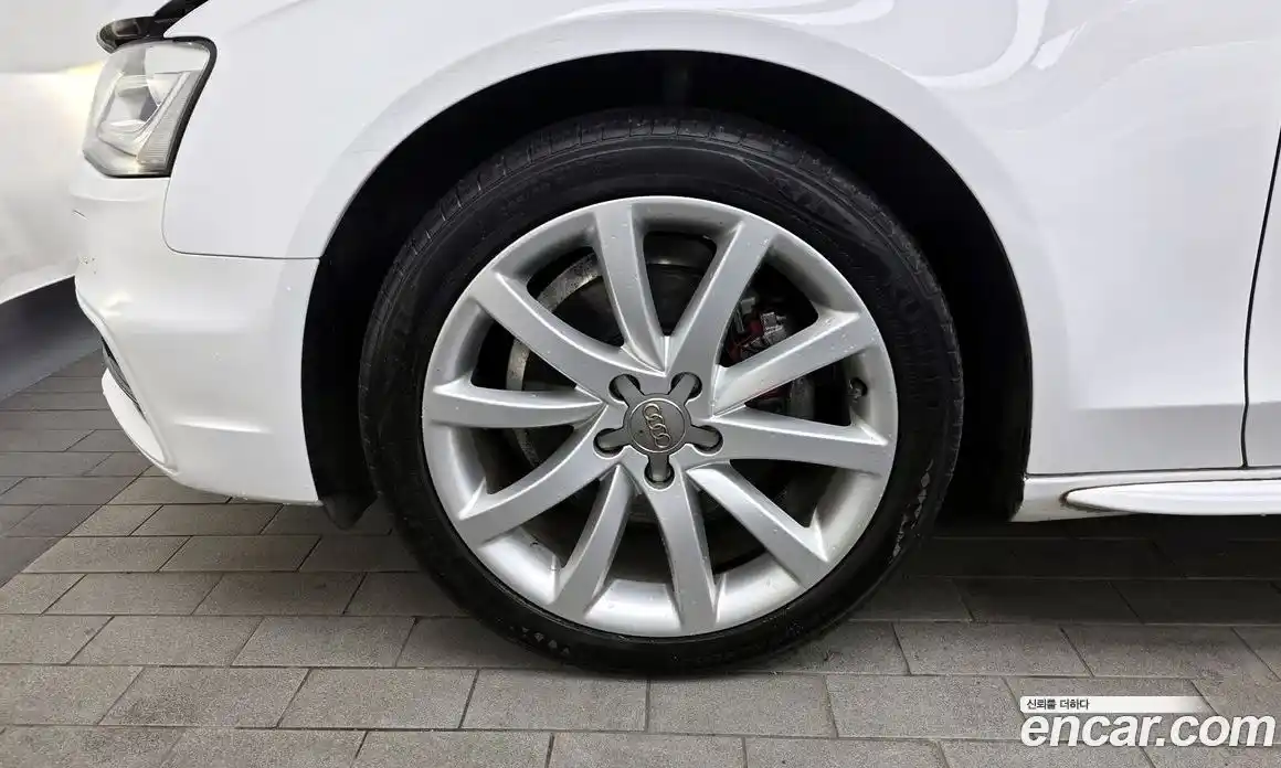 Audi A4 2015 2.0 Автомат в Москве № 211539, фото 6