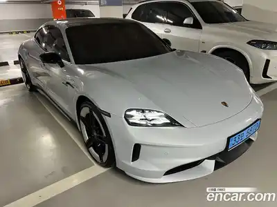 Porsche Taycan, 2026