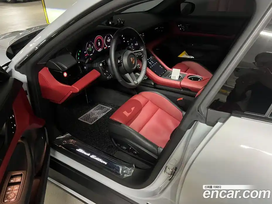 Porsche Taycan 2026 0.1 Автомат в Москве № 212926, фото 12