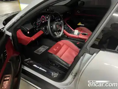 Porsche Taycan 2026 0.1 Автомат в Москве № 212926, миниатюра 12