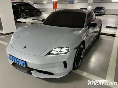 Porsche Taycan 2026 0.1 Автомат в Москве № 212926, миниатюра 3