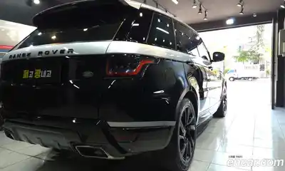 Land Rover Range-Rover Sport, 2014