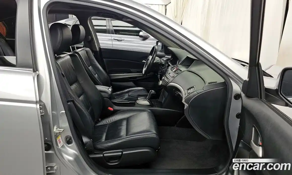 Honda Accord 2008 2.4 Автомат в Москве № 215162, фото 11