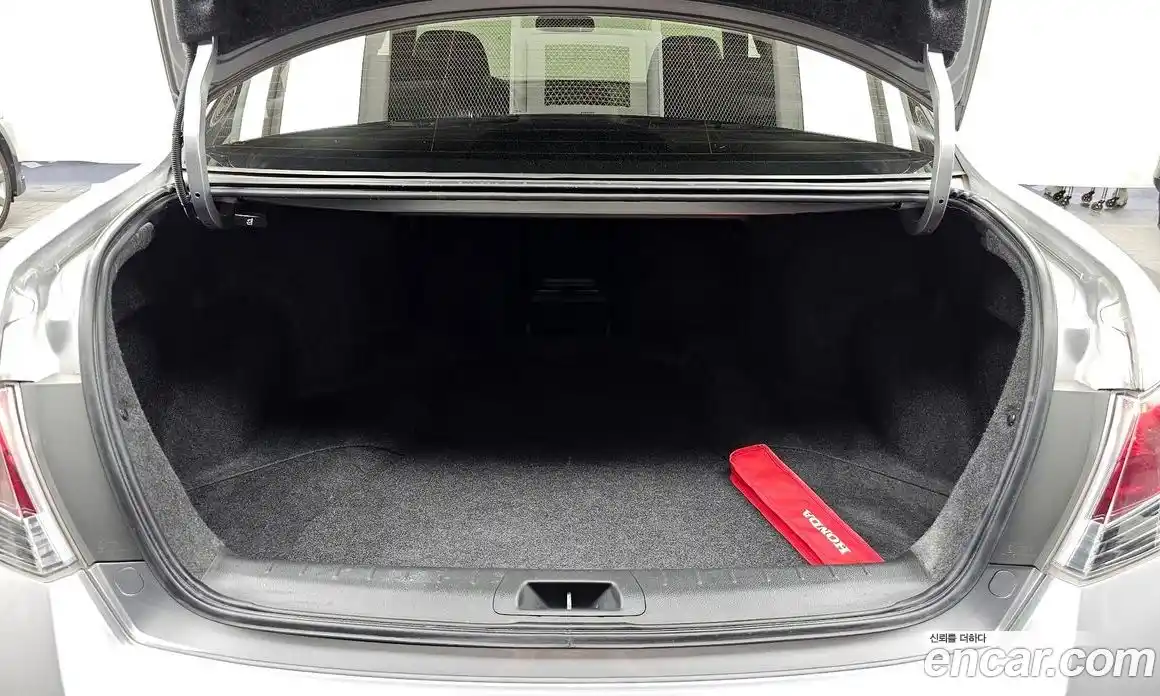 Honda Accord 2008 2.4 Автомат в Москве № 215162, фото 20