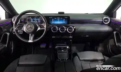 Mercedes-Benz A-Class 2024 2.0 Автомат в Москве № 216432, миниатюра 6