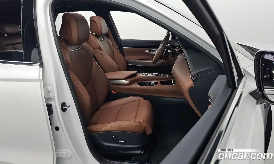 Genesis GV70 2023 2.5 Автомат в Москве № 21769, фото 5