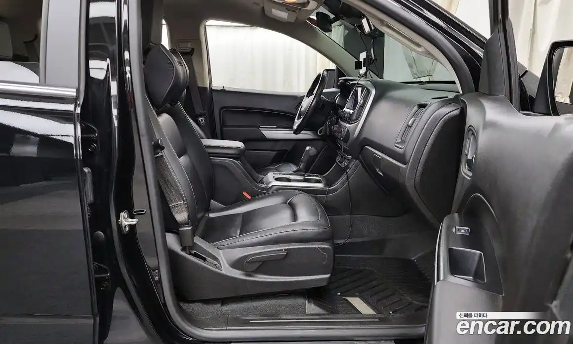 Chevrolet Colorado 2021 3.6 Автомат в Москве № 217814, фото 11