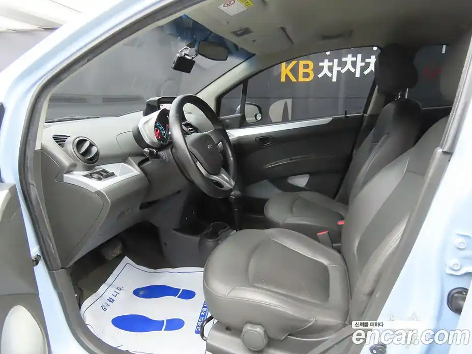 Chevrolet Spark 2014 1.0 Автомат в Москве № 219824, фото 5