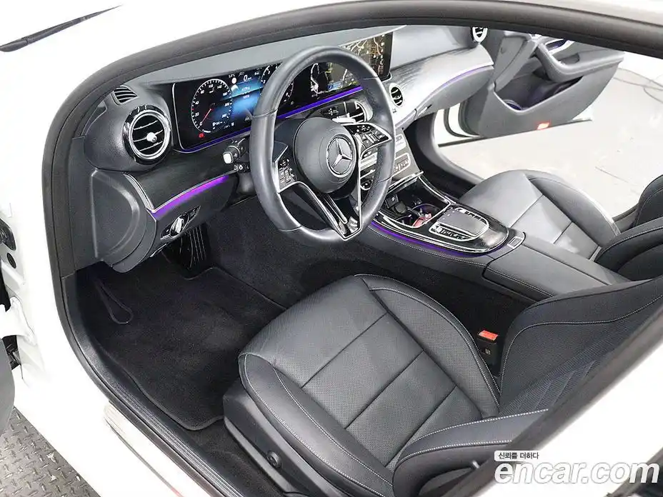 Mercedes-Benz E-Class 2023 2.0 Автомат в Москве № 220183, фото 11