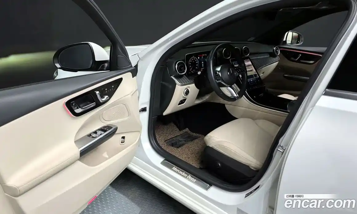 Mercedes-Benz C-Class 2024 2.0 Автомат в Москве № 221205, фото 16