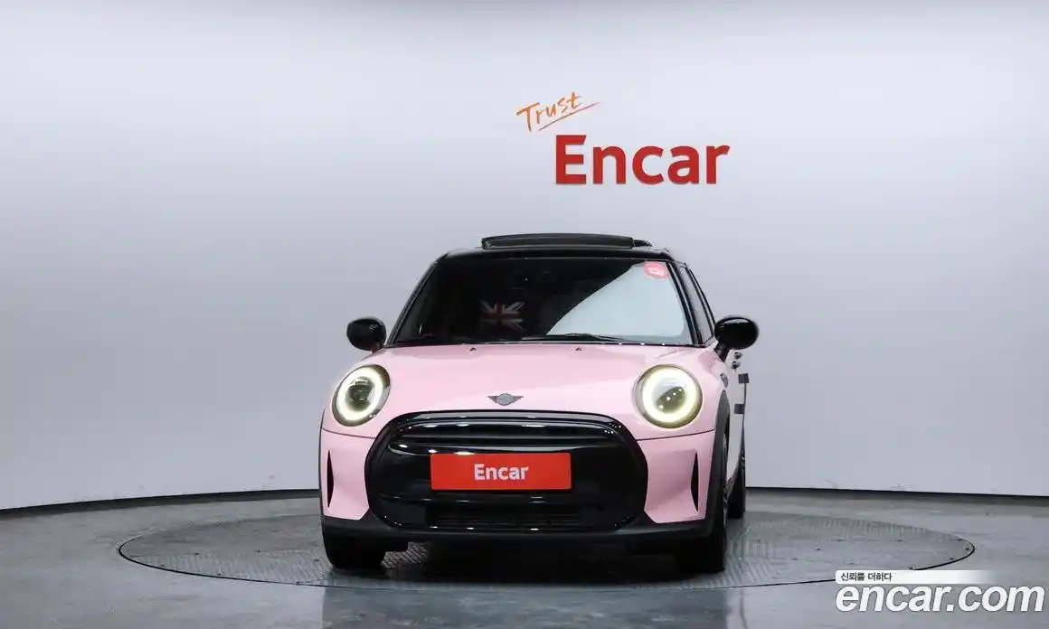 Mini Cooper 2022 1.5 Автомат в Москве № 222784, фото 10