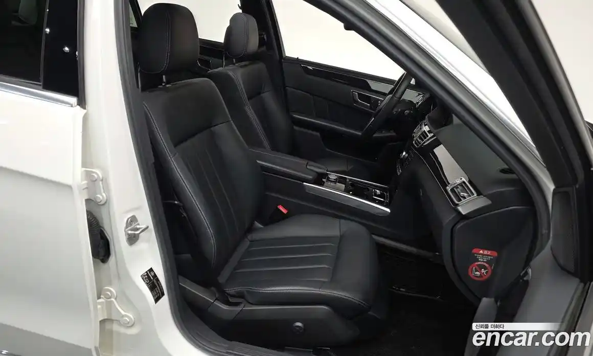 Mercedes-Benz E-Class 2014 3.5 Автомат в Москве № 224619, фото 5