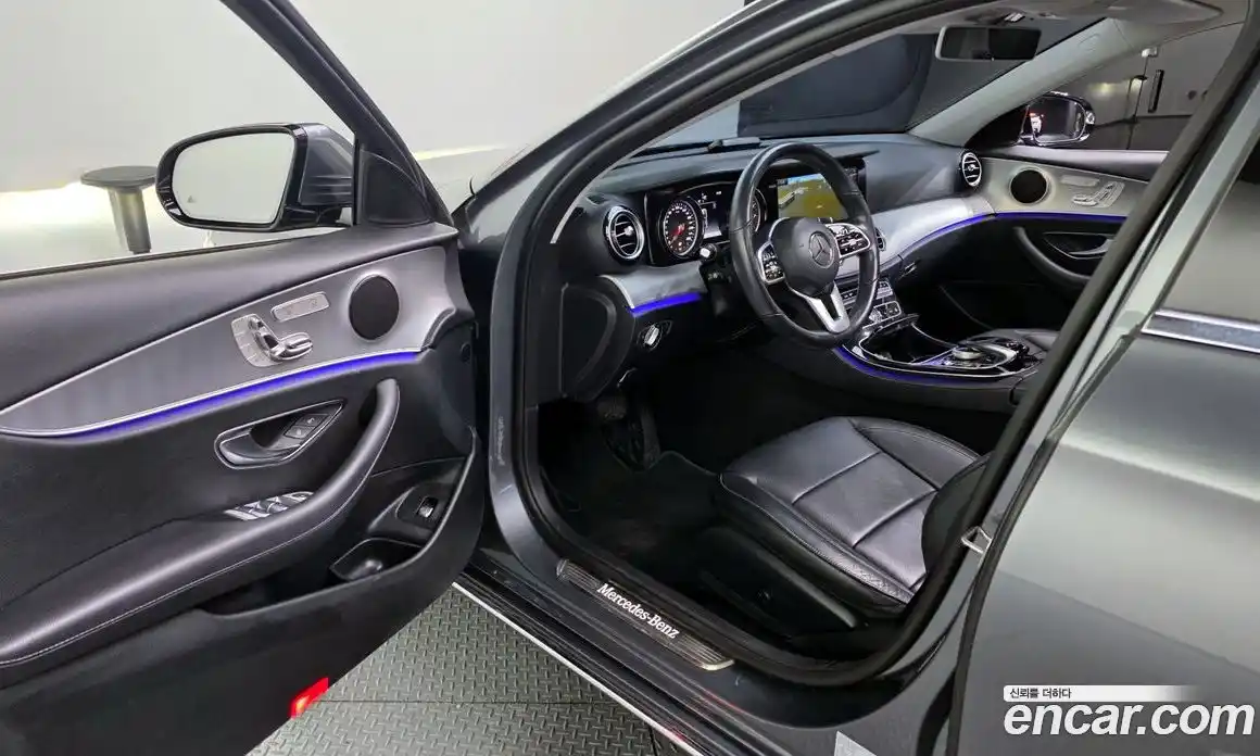 Mercedes-Benz E-Class 2019 2.0 Автомат в Москве № 224996, фото 13