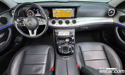 Mercedes-Benz E-Class 2019 2.0 Автомат в Москве № 224996, миниатюра 3