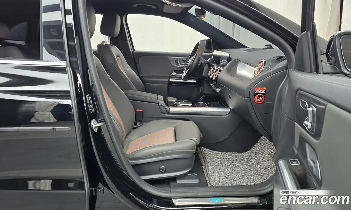 Mercedes-Benz EQA 2021 0.2 Автомат в Москве № 225222, фото 16