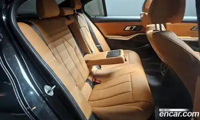 BMW 3-Series 2025 2.0 Автомат в Москве № 228055, миниатюра 12