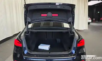 BMW 5-Series 2021 2.0 Автомат в Москве № 229121, миниатюра 12